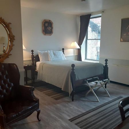 The Charles Inn Bangor Exterior foto